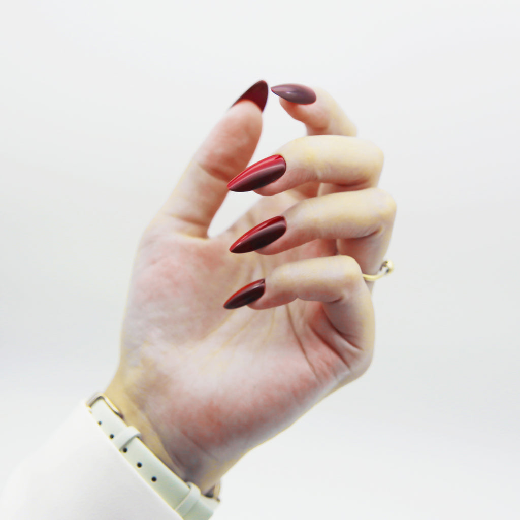 Burgundy Cat-Eye Medium Almond tip.120 pieces Press-On with 192 gels.