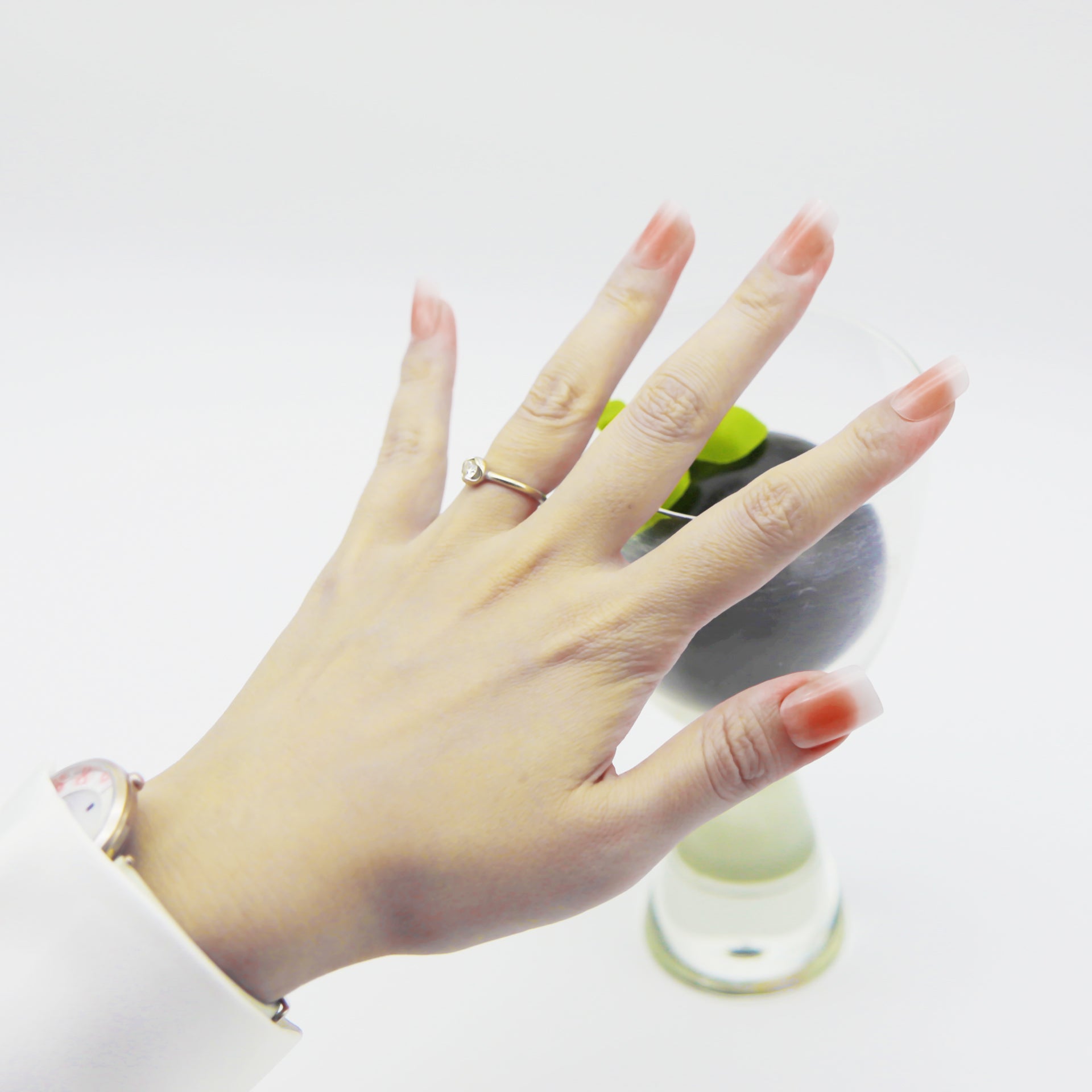 Rose Natural Nude Gradient Medium Coffin tip.120 pieces Press-On with  192 gels.
